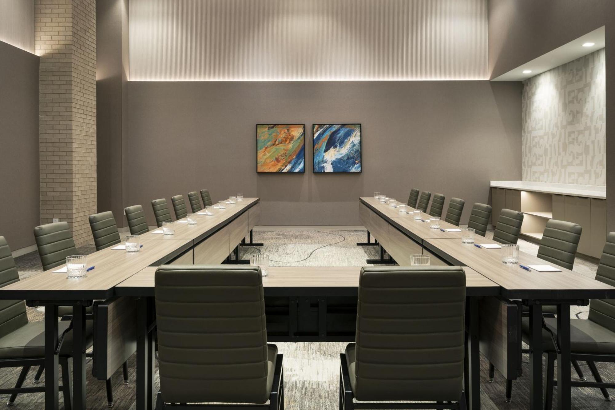 Cascade Hotel, Kansas City, A Tribute Portfolio Hotel エクステリア 写真